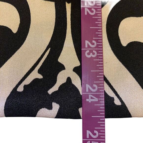 White House Black Market Cream and Black Pattern Top with Elbow Length Sleeves S - Picture 13 of 13